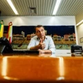 ***ARQUIVO***FLORIANÓPOLIS,SC, 16.01.2019: Governador de Santa Catarina, Carlos Moisés (PSL), durante coletiva de imprensa em seu gabinete. (Foto: Theo Marques/Folhapress)