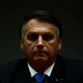 Bolsonaro se isolou como o maior líder antivacina do mundo