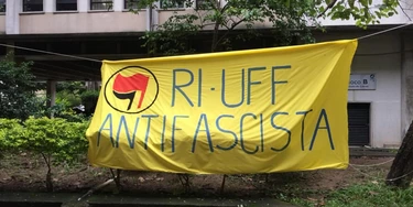 Além da Faculdade de Direito, outros cursos da UFF, como o de Relações Internacionais, também se posicionaram contra o fascismo.