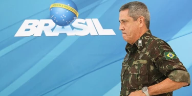 Brasília - O Comandante Militar do Leste, General Braga Netto, durante entrevista coletiva sobre o decreto de intervenção no Estado do Rio de Janeiro (Marcelo Camargo/Agência Brasil)