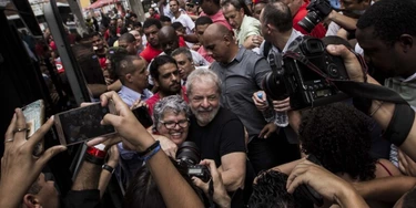 O ex-presidente Luiz Inácio Lula da Silva visita o campus do Instituto Federal Fluminense, em Campos dos Goytacazes, no Rio (RJ).
