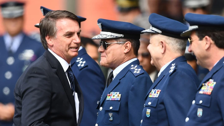Entrevista: 'Bolsonaro presidente é projeto das Forças Armadas', diz Piero Leirner