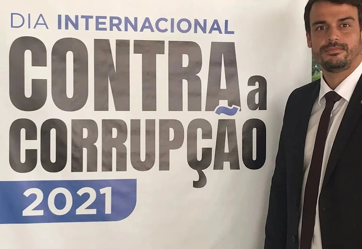 Fundador do Aliança pelo Brasil ganha cargo com poder para esconder informações sobre Bolsonaro