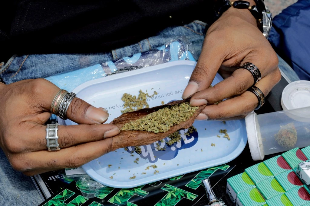 Union Square, New York, USA, May 06 2017 - Hundred of peoples participated on the annual NYC Cannabis Parade & Rally in support of the legalization of the herb for recreational and medical use today in New York City. Photo by: Luiz Rampelotto/EuropaNewswire/picture-alliance/dpa/AP Images