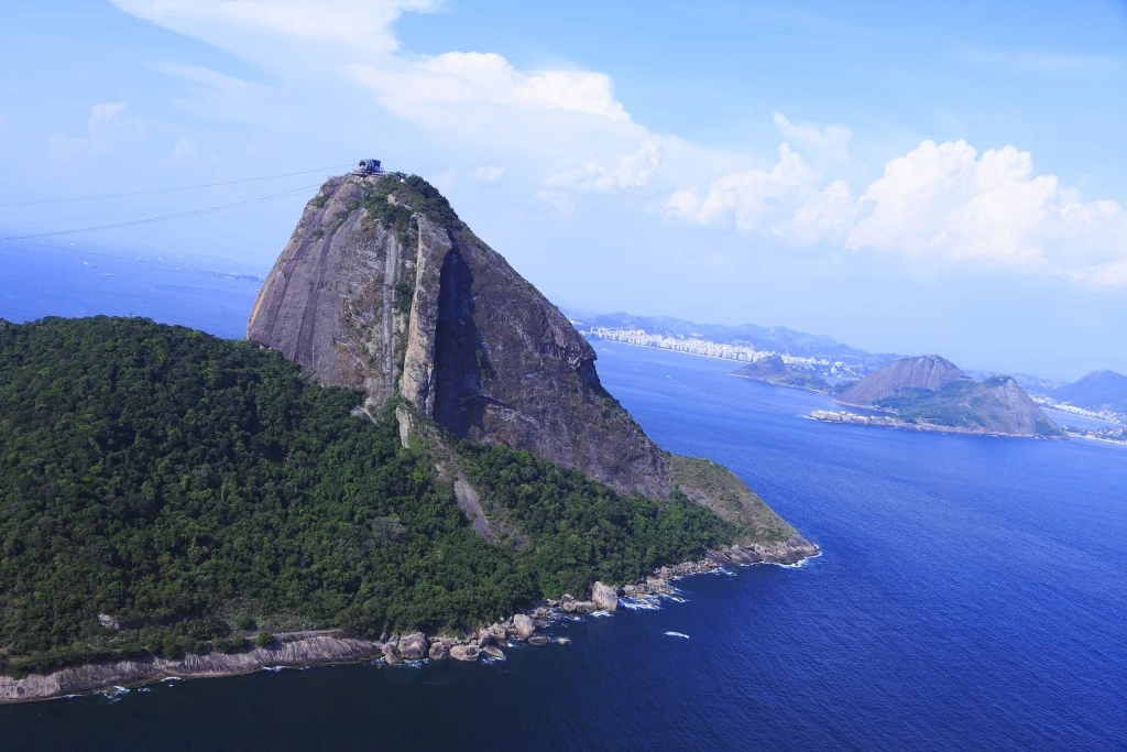 Aerial view of Sugarloaf mountain and the historic fort of Niteroi (r) Photo by: Chris Wallberg/picture-alliance/dpa/AP Images