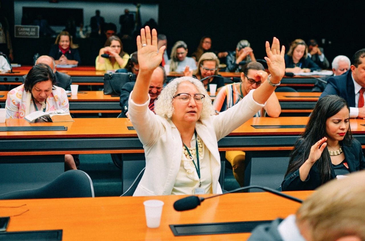 BRASÍLIA, DF, 05.04.2017: CONGRESSO-CULTO - Bancada evangélica realiza culto evangélico na Câmara dos Deputados em Brasília. (Foto: Anna Virginia Balloussier/Folhapress)