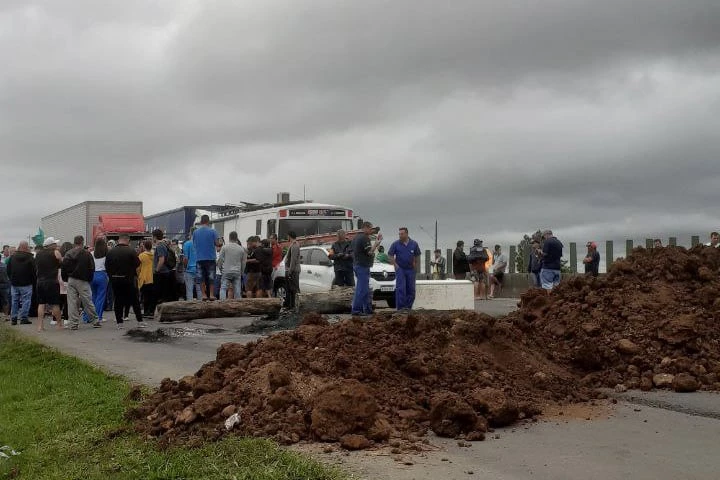 barricada-bolsonaristas-estradas-maracaja