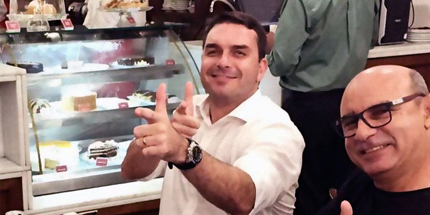 flavio-bolsonaro-queiroz-2-1551118957