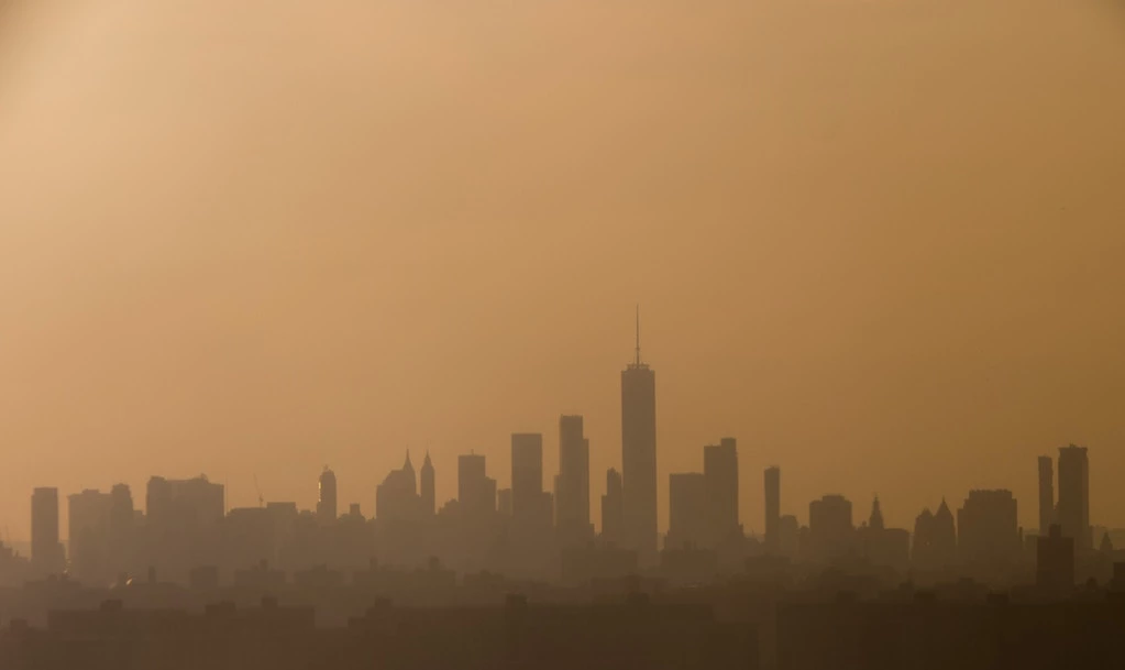 O horizonte de Manhattan ao pôr-do-sol em 23 de maio de 2018, em Nova York.