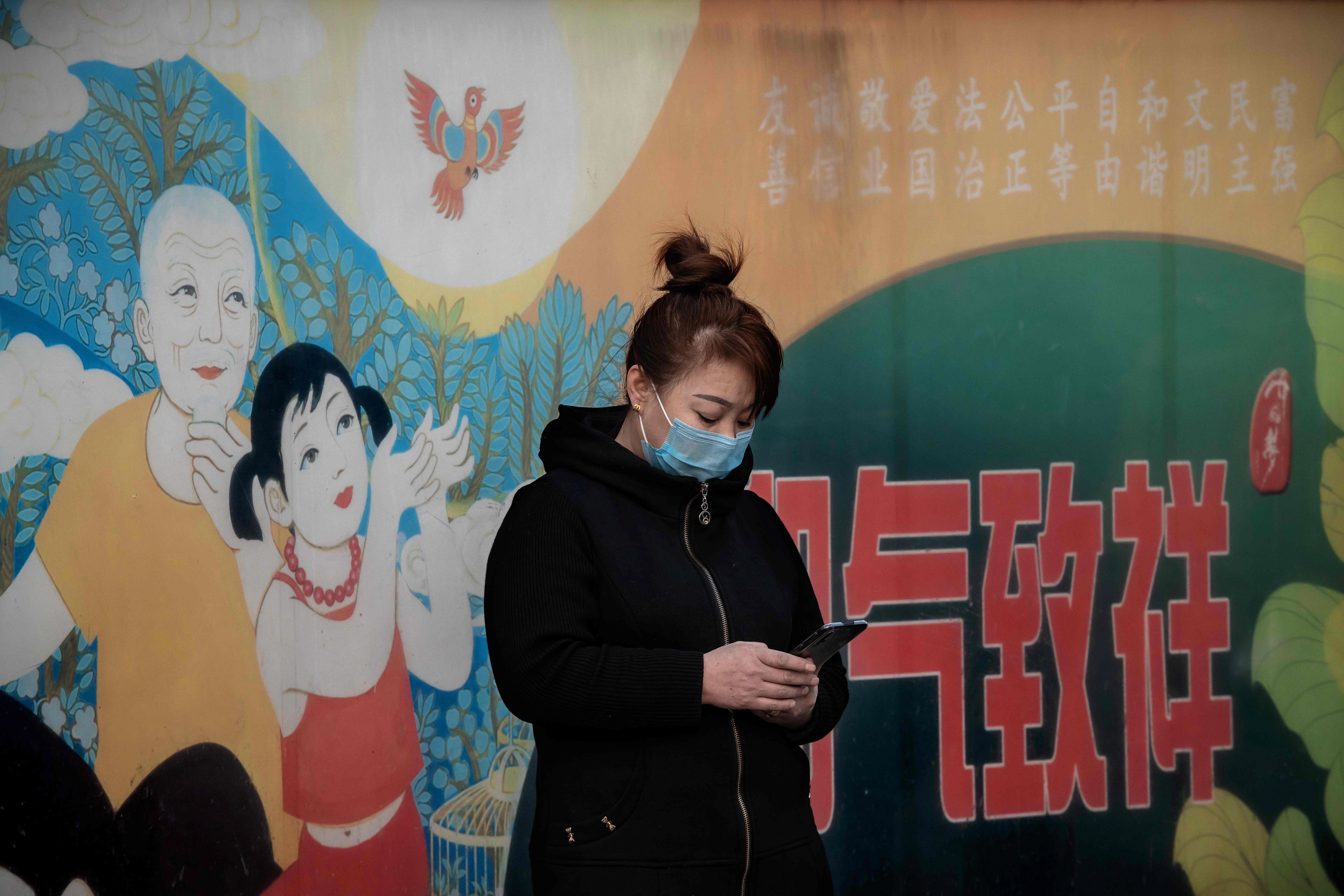 O governo chinês estendeu o feriado para ajudar no combate à epidemia do coronavírus.