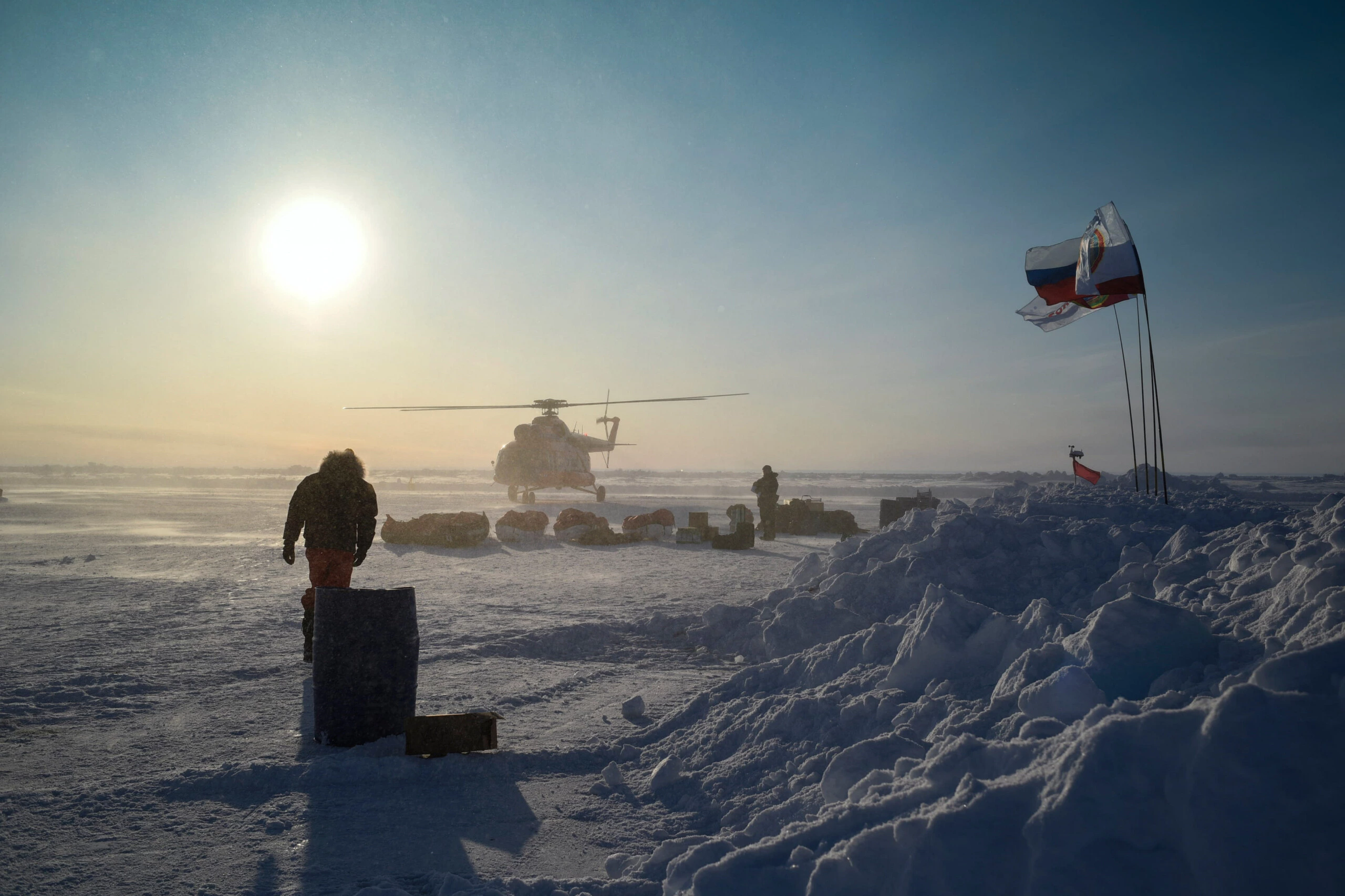 Expedição Barneo no acampamento de gelo no Ártico, em 13 de abril de 2016.