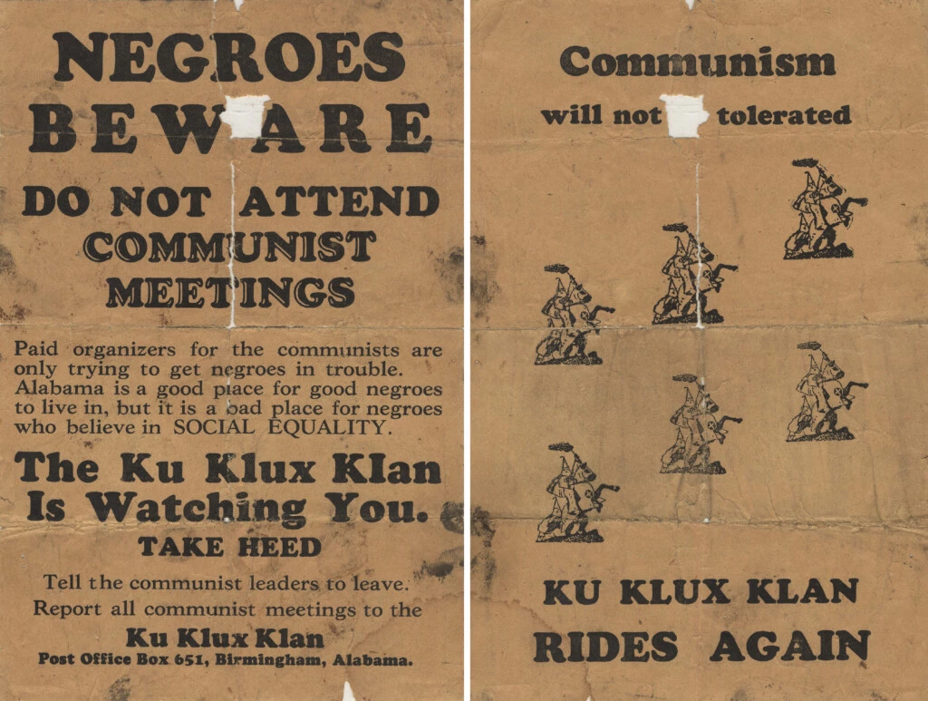 A crescente popularidade dos movimentos de esquerda entre os negros levou a KKK a usar a ameaça de violência para impedi-los de comparecer a reuniões comunistas, como demonstrado por esse panfleto da década de 1930.