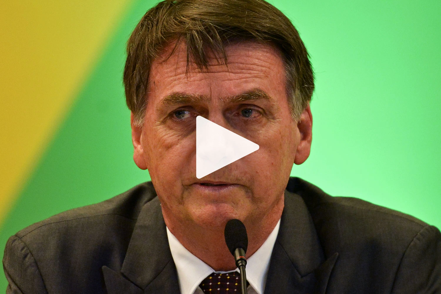 Seguidores de Jair Bolsonaro falaram de tudo nos comentários da superlive, menos do anúncio feito pelo ex-presidente. (Valter Campanato/Agência Brasil)