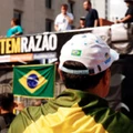 Durante os atos realizados pela nova direita, também é possível cruzar com faixas citando Olavo de Carvalho. Durante os atos realizados pela nova direita, também é possível cruzar com faixas citando Olavo de Carvalho.