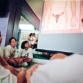 Educação sexual: Alunos do colégio Magno durante aula de iniciação sexual.