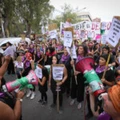 Foto em destaque: protesto organizado pelas socorristas em prol da legalização do aborto na Argentina.