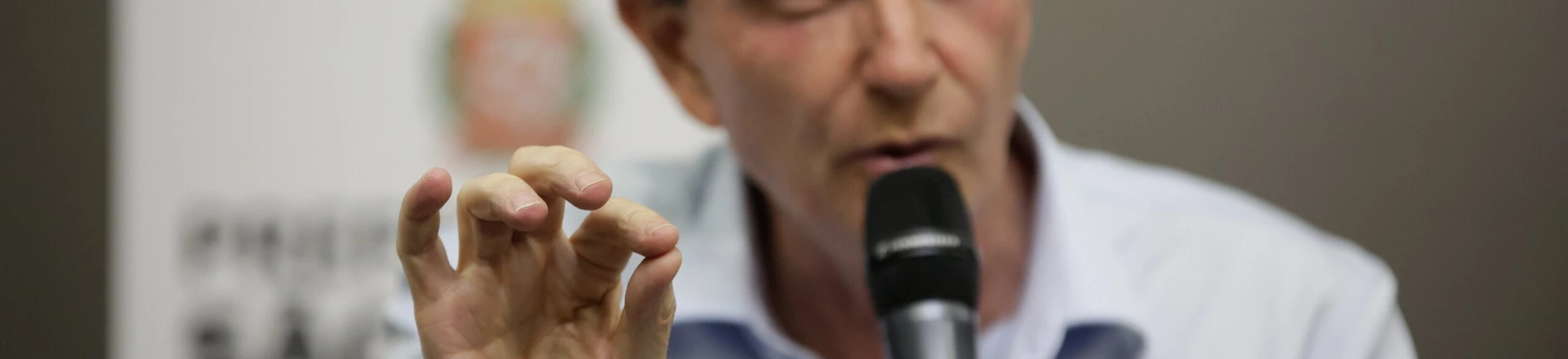 SÃO PAULO, SP, 11.10.2017: JOÃO-DORIA - Os prefeitos de São Paulo, João Doria (PSDB), e do Rio de Janeiro, Marcelo Crivella (PRB), apresentam nesta quarta-feira o SP Táxi, aplicativo de transporte individual. O evento é na seda prefeitura da capital paulista. (Foto: Alice Vergueiro/Folhapress) SÃO PAULO, SP, 11.10.2017: JOÃO-DORIA - Os prefeitos de São Paulo, João Doria (PSDB), e do Rio de Janeiro, Marcelo Crivella (PRB), apresentam nesta quarta-feira o SP Táxi, aplicativo de transporte individual. O evento é na seda prefeitura da capital paulista. (Foto: Alice Vergueiro/Folhapress)