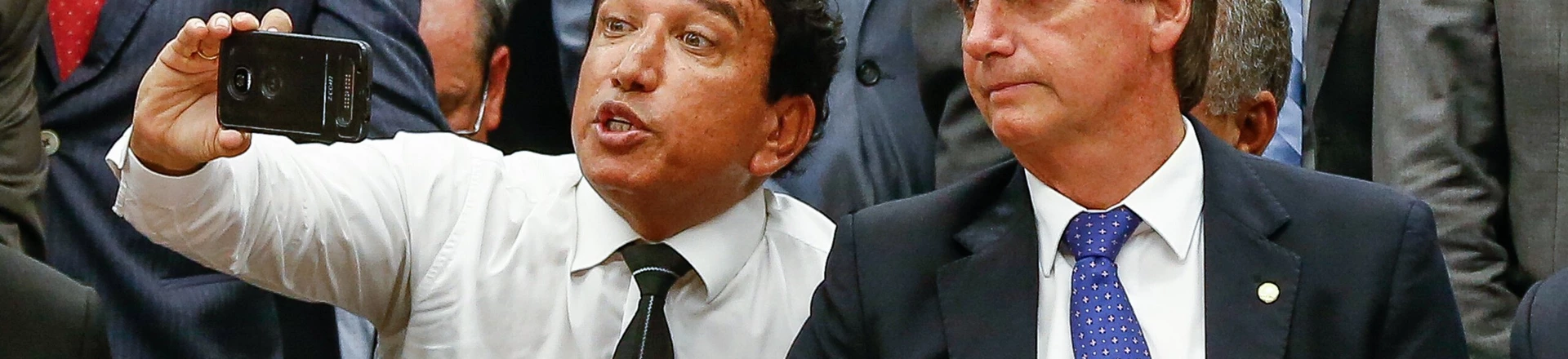 Magno Malta é descrito por Bolsonaro como "vice dos sonhos". Magno Malta é descrito por Bolsonaro como "vice dos sonhos".