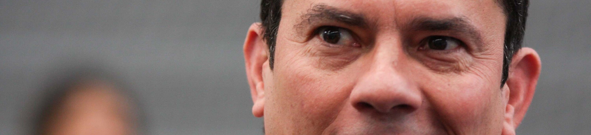 Sergio Moro, juiz federal de 1ª instância, vota no segundo turno das Eleições 2018, no clube Duque de Caxias, no bairro Bacacheri, em Curitiba (PR), neste domingo (28). Curitiba, PR, 28.10.2018 Sergio Moro, juiz federal de 1ª instância, vota no segundo turno das Eleições 2018, no clube Duque de Caxias, no bairro Bacacheri, em Curitiba (PR), neste domingo (28). Curitiba, PR, 28.10.2018