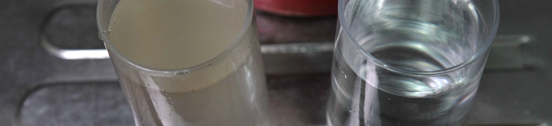 RIO DE JANEIRO, RJ, 14.01.2020 ? ABASTECIMENTO-RIO: MPRJ pede que o Cedae divulgue na internet, informações sobre a qualidade da água. Promotores recomendam que a companhia faça a divulgação dos resultados dos testes feitos nas águas do Rio Guandu, no Rio de Janeiro. (Foto: Saulo Angelo/AM Press & Images/Folhapress) RIO DE JANEIRO, RJ, 14.01.2020 ? ABASTECIMENTO-RIO: MPRJ pede que o Cedae divulgue na internet, informações sobre a qualidade da água. Promotores recomendam que a companhia faça a divulgação dos resultados dos testes feitos nas águas do Rio Guandu, no Rio de Janeiro. (Foto: Saulo Angelo/AM Press & Images/Folhapress)