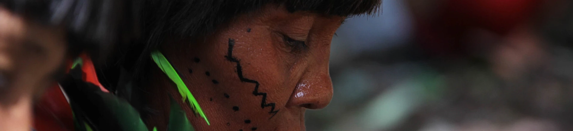 Assembleia Geral Yanomami, que celebra 20 anos de homologação da terra indígena Yanomami, na aldeia Novo Demini, em Barcelos, AM. (Barcelos, AM, 18.10.2012. Foto de Odair Leal/Folhapress)
