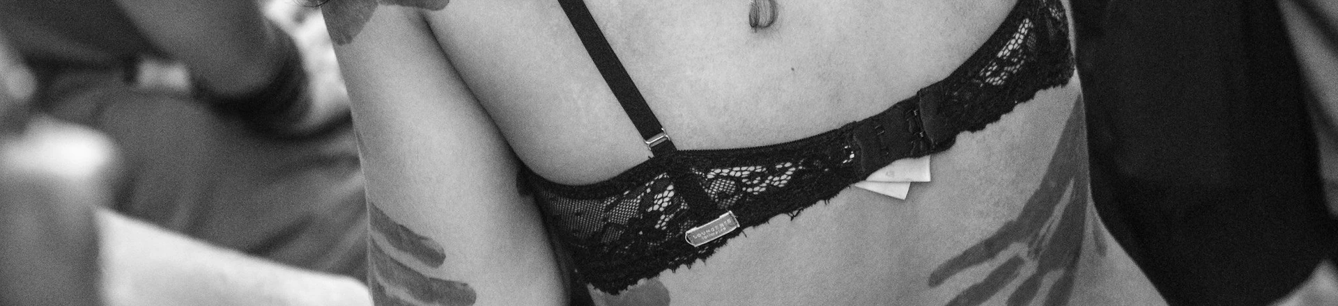 Manifestante da Marcha das Mulheres protesta contra a violência contra a mulher em 8 de março de 2017, no Rio de Janeiro. Manifestante da Marcha das Mulheres protesta contra a violência contra a mulher em 8 de março de 2017, no Rio de Janeiro.