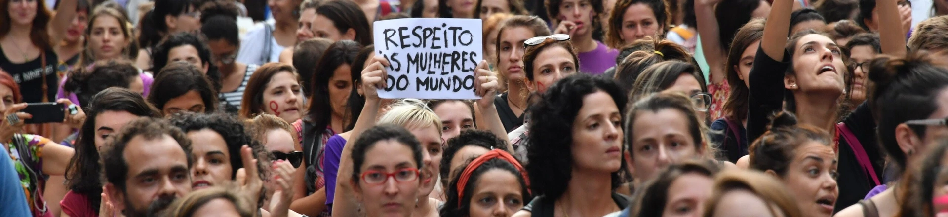 Hundreds of people take part in the commemoration of the International Women's Day at Paulista Avenue in Sao Paulo, Brazil on March 8, 2017.The International Women's Day is marked worldwide with rallies and strikes. / AFP PHOTO / NELSON ALMEIDA (Photo credit should read NELSON ALMEIDA/AFP/Getty Images) Hundreds of people take part in the commemoration of the International Women's Day at Paulista Avenue in Sao Paulo, Brazil on March 8, 2017.The International Women's Day is marked worldwide with rallies and strikes. / AFP PHOTO / NELSON ALMEIDA (Photo credit should read NELSON ALMEIDA/AFP/Getty Images)