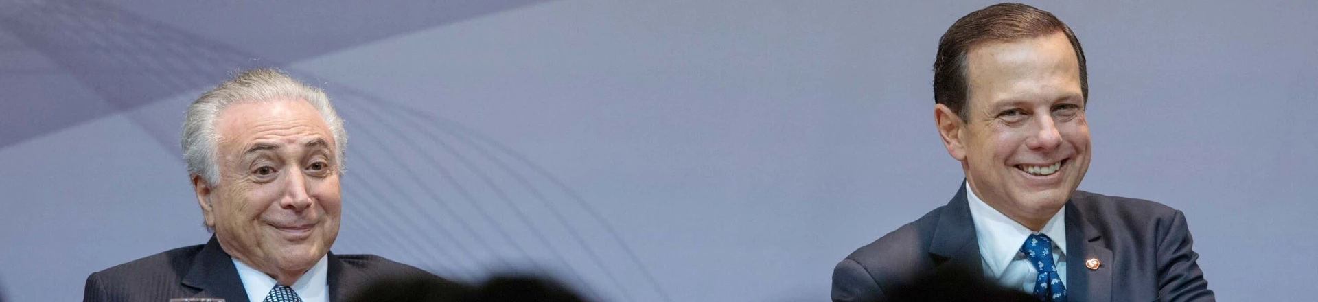 SÃO PAULO,SP,07.08.2017:DORIA-TEMER-ASSINATURA-ACORDO-TRANSFERÊNCIA-CAMPO-MARTE - O presidente do Brasil, Michel Temer e o prefeito João Doria participam de evento na sede da Prefeitura, no centro de São Paulo (SP), nesta segunda-feira (7), para a assinatura de acordo de transferência de parte da área do Aeroporto Campo de Marte, localizado na Zona Norte da capital. Com a transferência da área, a Prefeitura pretende construir um parque com cerca de 400 mil metros quadrados, que deverá será o terceiro maior da cidade. (Foto: Paulo Lopes/Futura Press/Folhapress) SÃO PAULO,SP,07.08.2017:DORIA-TEMER-ASSINATURA-ACORDO-TRANSFERÊNCIA-CAMPO-MARTE - O presidente do Brasil, Michel Temer e o prefeito João Doria participam de evento na sede da Prefeitura, no centro de São Paulo (SP), nesta segunda-feira (7), para a assinatura de acordo de transferência de parte da área do Aeroporto Campo de Marte, localizado na Zona Norte da capital. Com a transferência da área, a Prefeitura pretende construir um parque com cerca de 400 mil metros quadrados, que deverá será o terceiro maior da cidade. (Foto: Paulo Lopes/Futura Press/Folhapress)