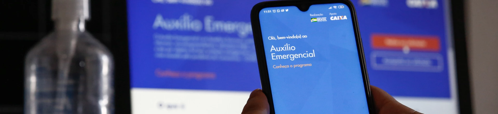 Aplicativo e sites para retirada do auxílio emergencial de R$ 600 deixaram usuários confusos. Aplicativo e sites para retirada do auxílio emergencial de R$ 600 deixaram usuários confusos.