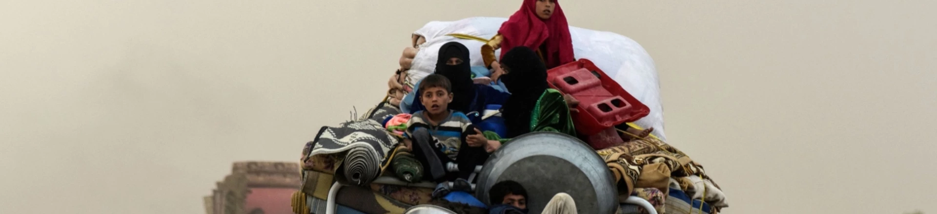 A cidade síria que viveu três anos sob o cerco do Estado Islâmico A cidade síria que viveu três anos sob o cerco do Estado Islâmico