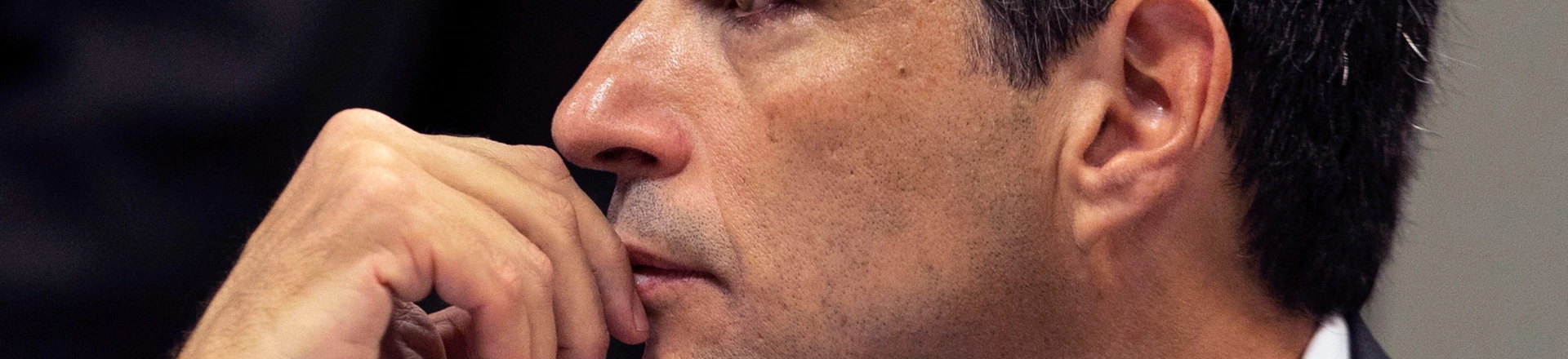 Roberto Campos Neto tira de contexto gráfico usado em livro que defende isolamento contra a covid-19 mesmo que ele cause recessão. Roberto Campos Neto tira de contexto gráfico usado em livro que defende isolamento contra a covid-19 mesmo que ele cause recessão.