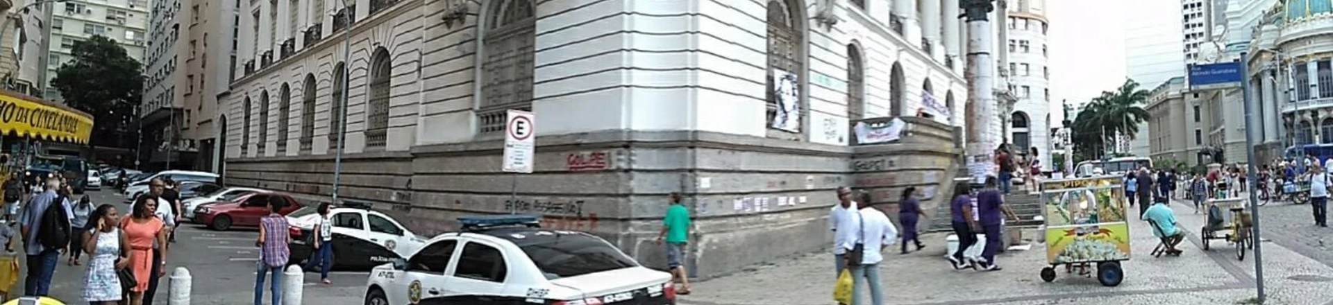 Policiais da Delegacia de Homicídios buscam na Câmara imagens que possam ajudar a esclarecer morte de Marielle Franco. Policiais da Delegacia de Homicídios buscam na Câmara imagens que possam ajudar a esclarecer morte de Marielle Franco.