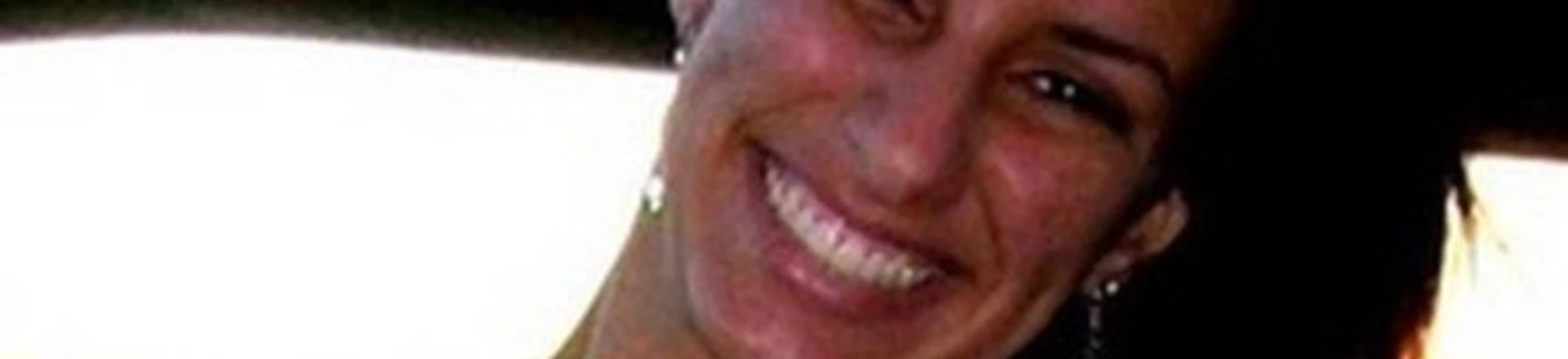 Nathalia Queiroz, segundo Jair Bolsonaro, era funcionária de seu gabinete de deputado federal, mas nunca teve o crachá. Ela também não tinha vaga de garagem no prédio e nem mesmo consta dos registros de visitantes da Câmara. Nathalia Queiroz, segundo Jair Bolsonaro, era funcionária de seu gabinete de deputado federal, mas nunca teve o crachá. Ela também não tinha vaga de garagem no prédio e nem mesmo consta dos registros de visitantes da Câmara.