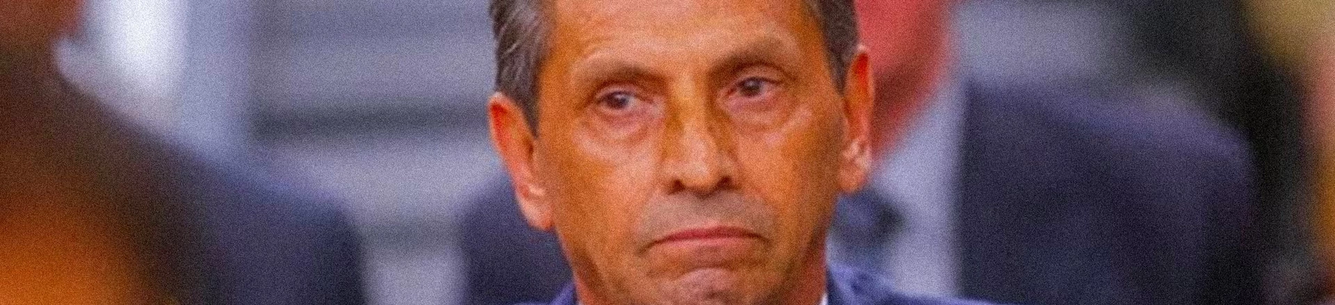 A trama do presidente da Assembleia de SC para derrubar o governo salvando o próprio pescoço A trama do presidente da Assembleia de SC para derrubar o governo salvando o próprio pescoço