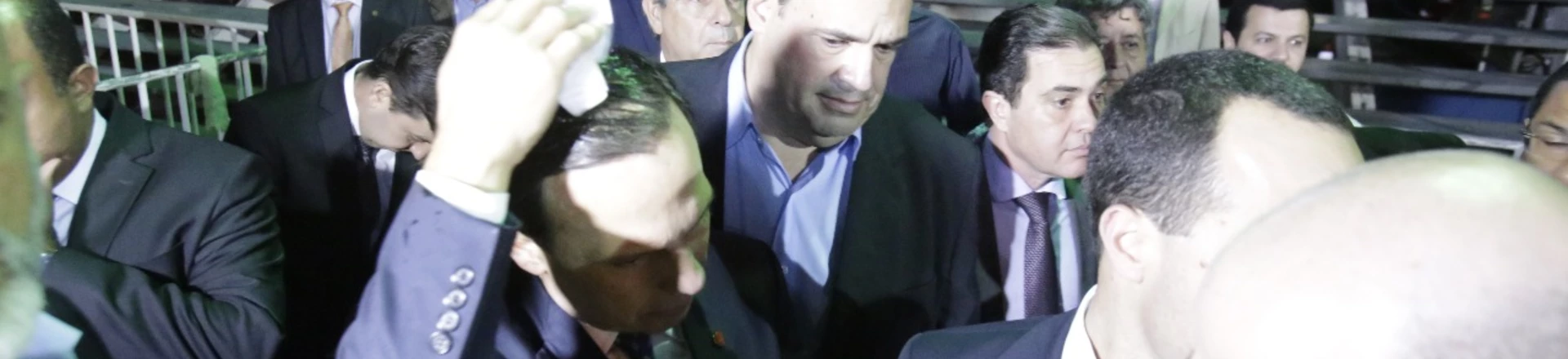 João Doria choca o discurso para 2018 com ovos e afagos de Temer e ACM Neto João Doria choca o discurso para 2018 com ovos e afagos de Temer e ACM Neto