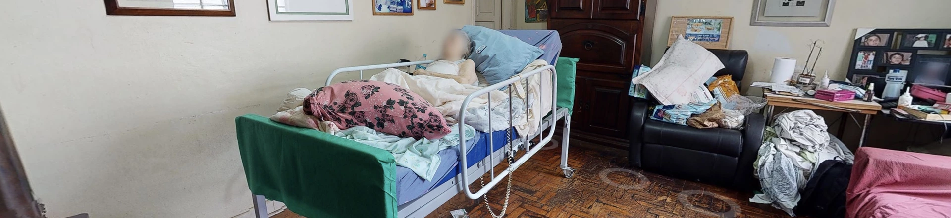 Mulher foi exposta no tour 360 aos interessados em comprar o imóvel da plataforma Loft – e morreu logo depois. Mulher foi exposta no tour 360 aos interessados em comprar o imóvel da plataforma Loft – e morreu logo depois.