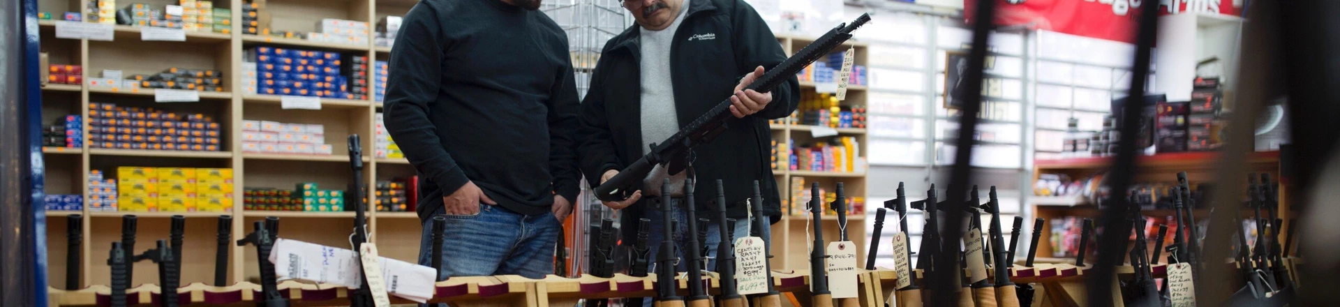 O massacre de Las Vegas não impulsionou a venda de armas, e o setor está decepcionado O massacre de Las Vegas não impulsionou a venda de armas, e o setor está decepcionado