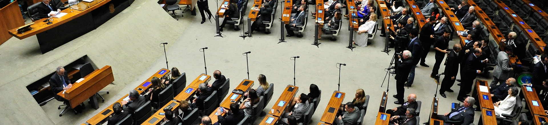 Plenário da Câmara dos Deputados durante sessão solene em 2016.