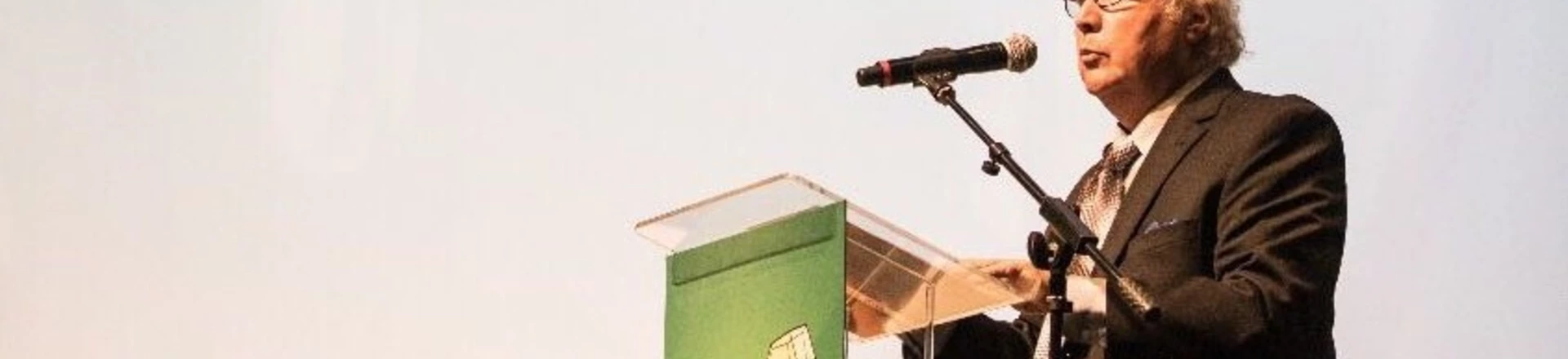 Sociólogo Miguel Castells participa de seminário no Rio de Janeiro, no dia 6 de dezembro de 2017. Sociólogo Miguel Castells participa de seminário no Rio de Janeiro, no dia 6 de dezembro de 2017.