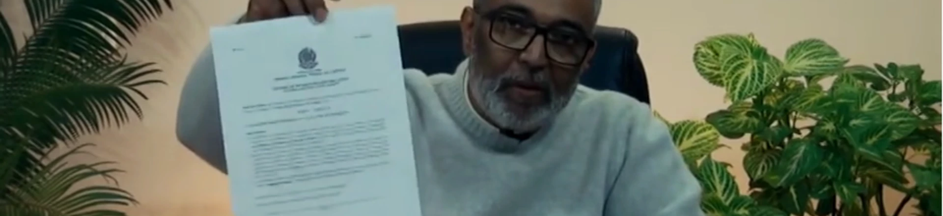 O pastor Cícero apresenta "nada consta" para se defender  de "calúnias". O pastor Cícero apresenta "nada consta" para se defender  de "calúnias".