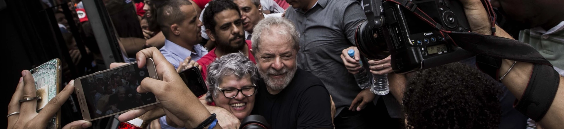 O ex-presidente Luiz Inácio Lula da Silva visita o campus do Instituto Federal Fluminense, em Campos dos Goytacazes, no Rio (RJ). O ex-presidente Luiz Inácio Lula da Silva visita o campus do Instituto Federal Fluminense, em Campos dos Goytacazes, no Rio (RJ).