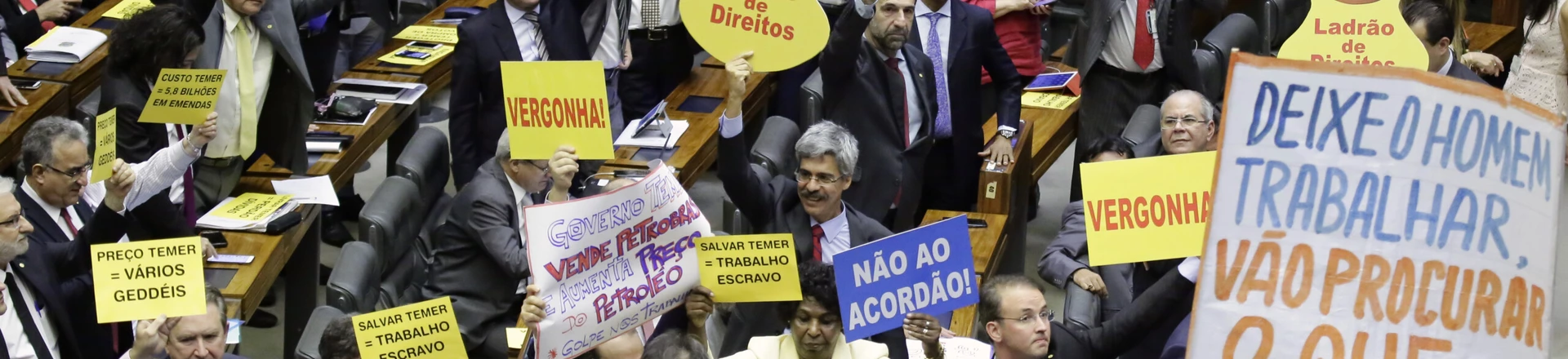 Votação da segunda denúncia contra Temer na Câmara dos Deputados em 25/10/2017. Votação da segunda denúncia contra Temer na Câmara dos Deputados em 25/10/2017.