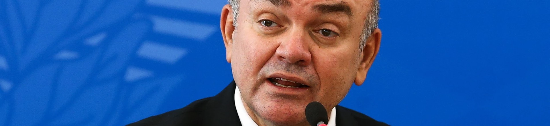 Ministério da Saúde cede à indústria de alimentos e atrasa combate a doenças crônicas Ministério da Saúde cede à indústria de alimentos e atrasa combate a doenças crônicas