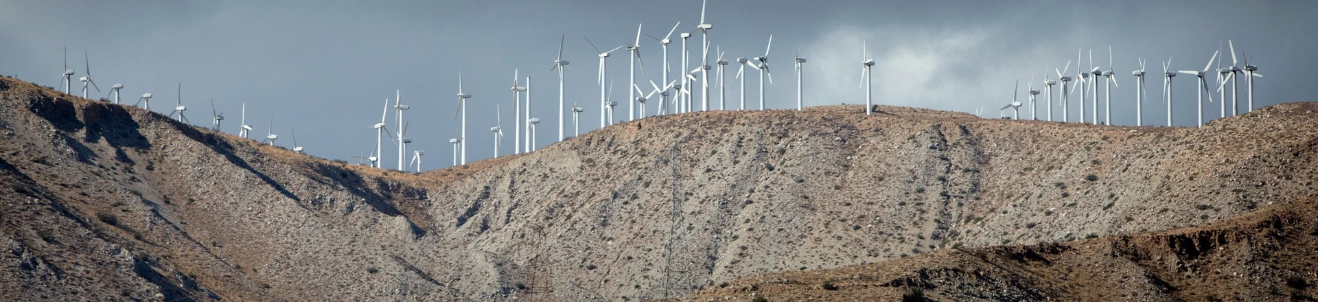 Turbinas do Parque Eólico de San Gorgonio Pass, na Califórnia, em setembro de 2017. Turbinas do Parque Eólico de San Gorgonio Pass, na Califórnia, em setembro de 2017.