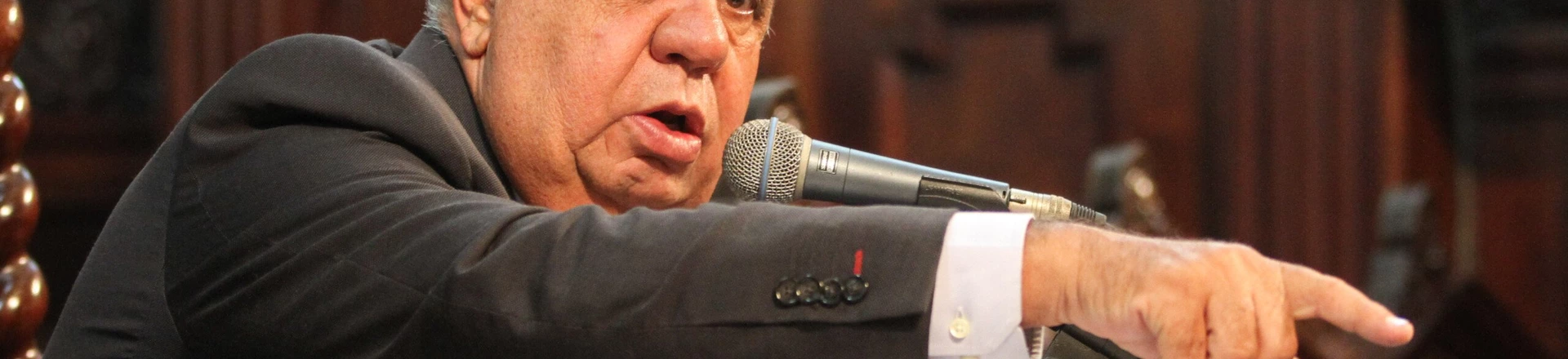 Esqueça Cabral, Pezão e Cunha, quem manda no Rio de Janeiro é Picciani Esqueça Cabral, Pezão e Cunha, quem manda no Rio de Janeiro é Picciani