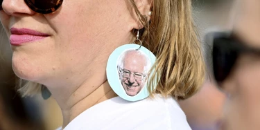 Bernie Sanders, Elizabeth Warren, Joe Biden, Pete Buttigieg... Não faltam opções para os democratas na hora de escolher quem vai concorrer contra Trump em novembro. Mas, na busca pela escolha mais correta, muitos têm mudado de ideia. Bernie Sanders, Elizabeth Warren, Joe Biden, Pete Buttigieg... Não faltam opções para os democratas na hora de escolher quem vai concorrer contra Trump em novembro. Mas, na busca pela escolha mais correta, muitos têm mudado de ideia.