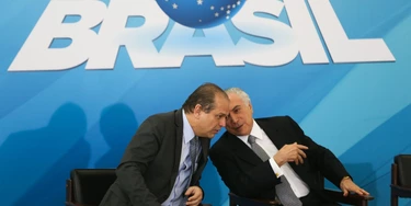 Brasília - O ministro da Saúde, Ricardo Barros e o presidente da República, Michel Temer anunciam, no Palácio do Planalto, ações de gestão na saúde pública (Antonio Cruz/Agência Brasil) Brasília - O ministro da Saúde, Ricardo Barros e o presidente da República, Michel Temer anunciam, no Palácio do Planalto, ações de gestão na saúde pública (Antonio Cruz/Agência Brasil)