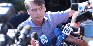 O presidente Jair Bolsonaro e a imprensa: o que ele teme?