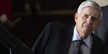 BRASÍLIA, DF - 20.11.2018: GOVERNO TRANSIÇÃO - General Augusto Heleno, futuro ministro do GSI (Gabinete de Segurança Institucional), chega ao CCBB para reunião do governo de transição, nesta terça-feira (20), em Brasília. (Foto: Mateus Bonomi/AGIF/Folhapress) BRASÍLIA, DF - 20.11.2018: GOVERNO TRANSIÇÃO - General Augusto Heleno, futuro ministro do GSI (Gabinete de Segurança Institucional), chega ao CCBB para reunião do governo de transição, nesta terça-feira (20), em Brasília. (Foto: Mateus Bonomi/AGIF/Folhapress)