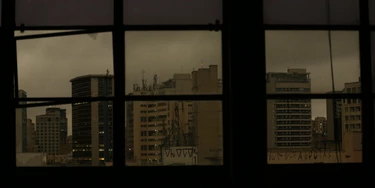 SÃO PAULO, SP, 19.08.2019 ? CLIMA-SP: Céu escuro durante dia frio na região de Campos Eliseos, na Santa Cecília, em São Paulo, nesta segunda-feira (19). (Foto: Otávio Valle/Folhapress) SÃO PAULO, SP, 19.08.2019 ? CLIMA-SP: Céu escuro durante dia frio na região de Campos Eliseos, na Santa Cecília, em São Paulo, nesta segunda-feira (19). (Foto: Otávio Valle/Folhapress)